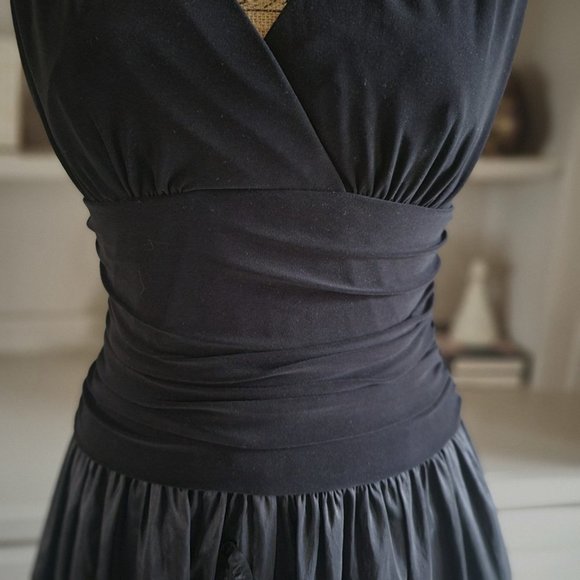 JESSICA HOWARD- Gorgeous Flattering Black Dress with Taffeta Bottom- SZ 6 - Picture 7 of 11